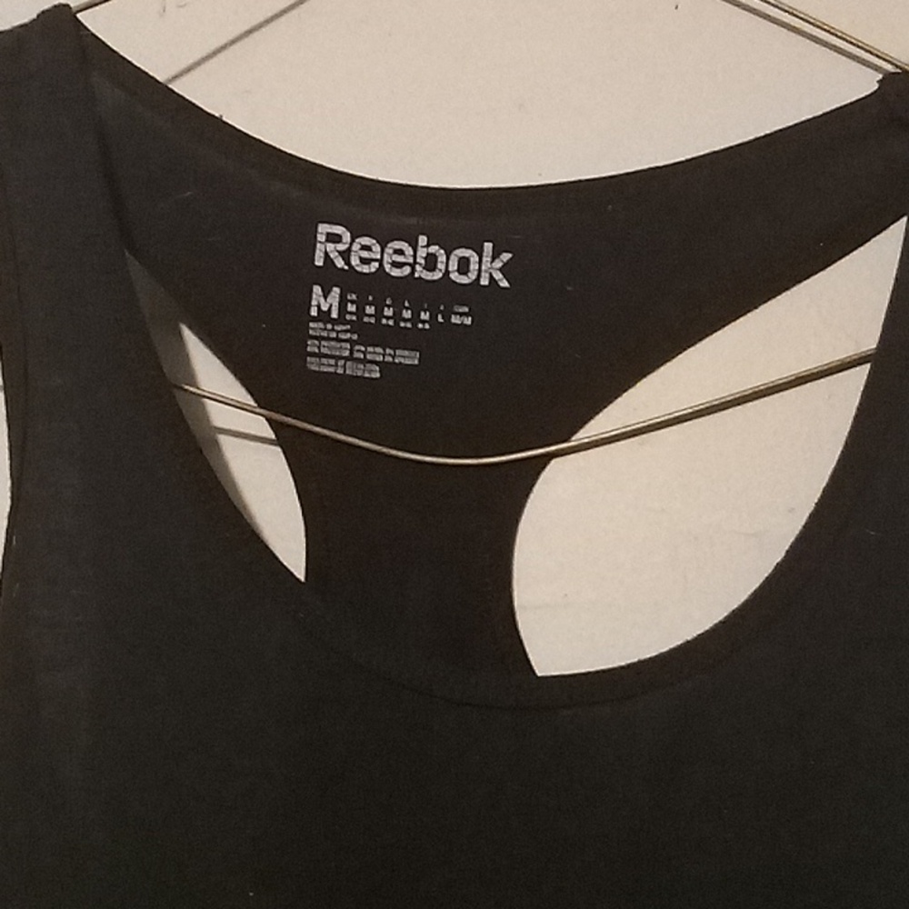 COPY - Reebok tank - Picture 2 of 3
